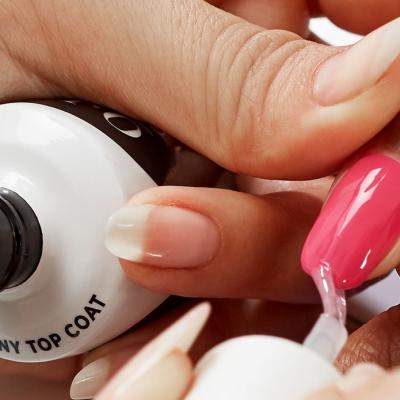 Galerie FOTO: Manichiură de sărbătoare, strălucire care fură privirile