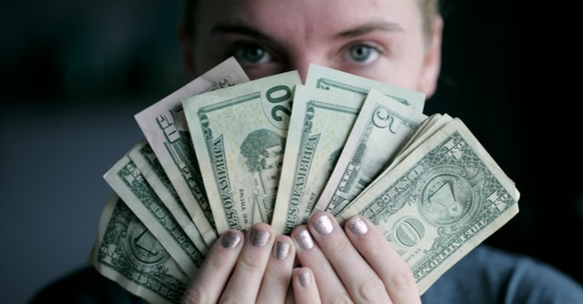 Educație financiară pentru femei - de ce este importantă