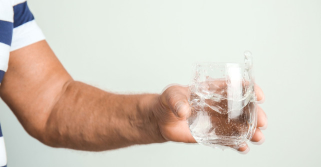 Tulburările de mișcare: cauze, simptome și opțiuni de tratament 