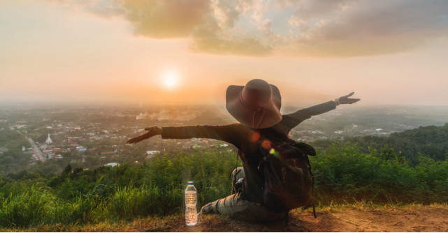 Gândești prea mult? 4 trucuri care să te ajute să îți relaxezi mintea 
