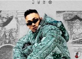 JUNO împarte magie prin noul său single: Cafea și tarot
