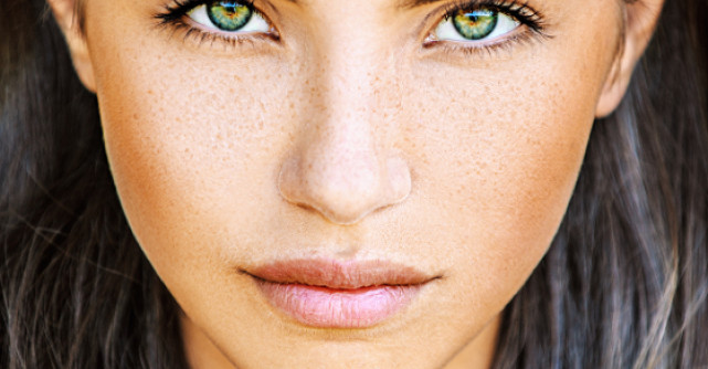 Nu e suficient sa-ti cureti fata! 4 ingrediente care astupa porii