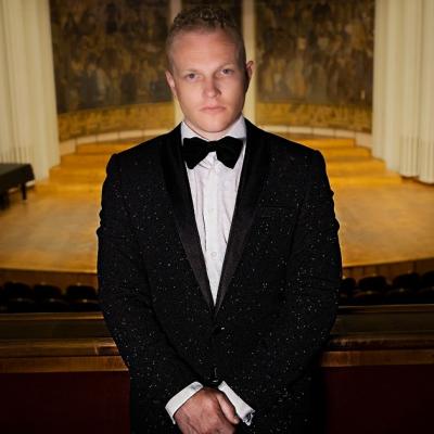 Tenorul ŞTEFAN von KORCH cântă în America Centrală în concertele Los Tres Tenores, în noiembrie