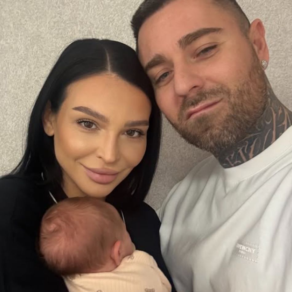 Francisca și TJ Miles au devenit părinți! Primele imagini cu micuța Clara Lia 