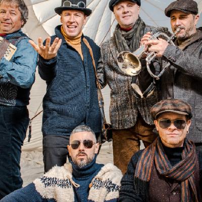 Zdob și Zdub lansează piesa Pas de cumpără noroc și pornesc în turneul aniversar de 30 de ani