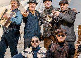 Zdob și Zdub lansează piesa Pas de cumpără noroc și pornesc în turneul aniversar de 30 de ani