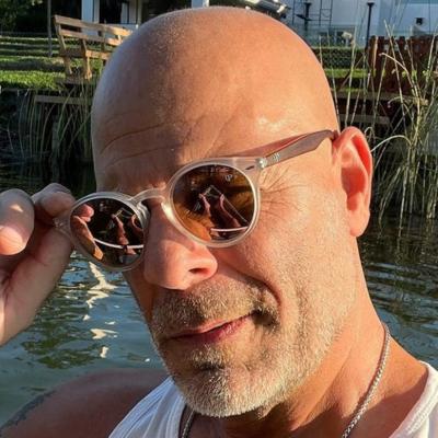 Bruce Willis pune punct carierei de actor după ce a fost diagnosticat cu afazie 