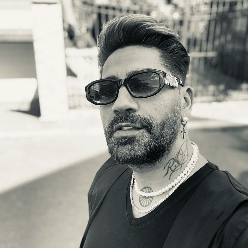 Connect-r și Smiley s-au îndrăgostit de aceeași femeie, iar ea, într-un final, l-a ales pe Marius Moga!Dezvăluirile artistului