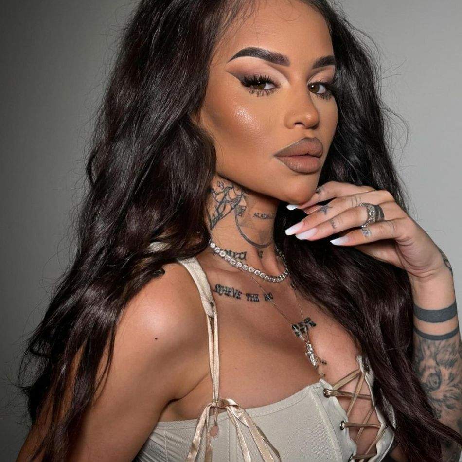 Mama Diandrei, momente de îngrijorare înainte de plecarea vedetei la Survivor! Bruneta, dezvăluiri despre temerile familiei