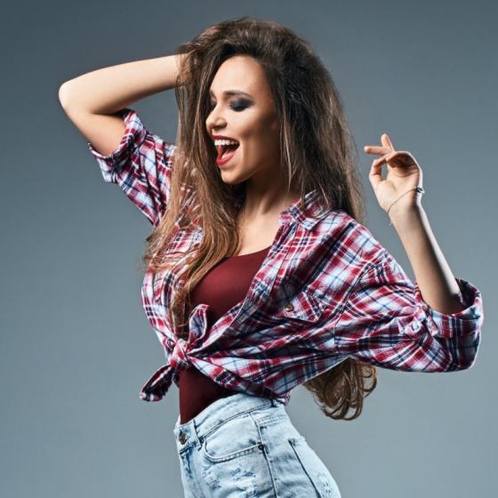 Pantaloni cu talie inalta: cele mai potrivite modele pentru iarna asta