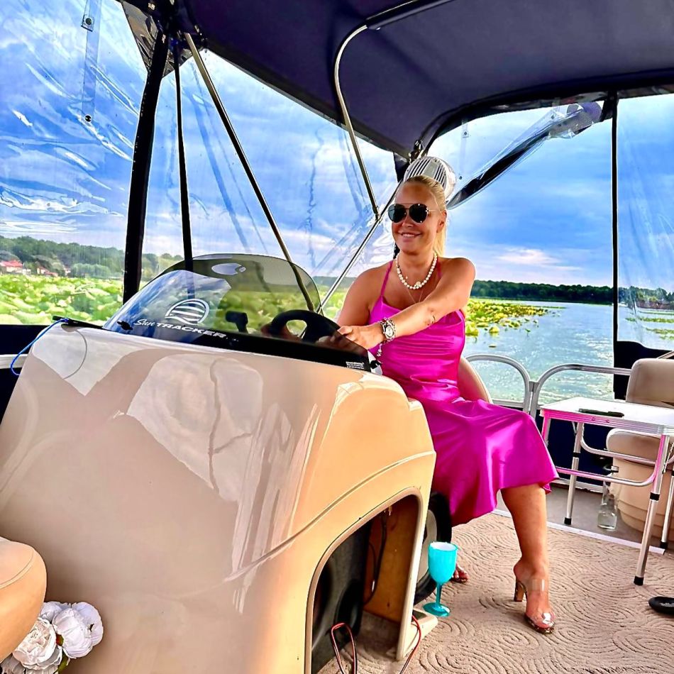 Regretă sau nu Vica Blochina că a fost amanta lui Pițurcă: Poate și tatăl lui mă urăște