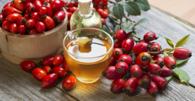 Uleiul de macese: beneficii pentru ingrijirea tenului