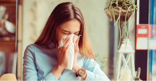 Ce este rinita alergica? Cauze, simptome si cum o putem trata