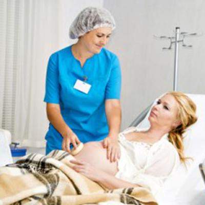 Tot ce trebuie sa stii despre amniocenteza. Beneficii si riscuri.