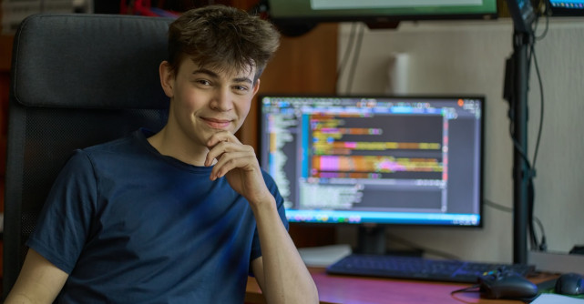 De ce să îți înscrii copilul la cursuri de programare certificate Oracle?