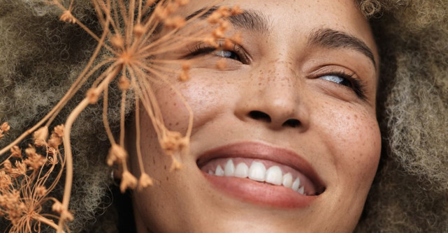 Gama modernă de îngrijire a pielii concepută pentru tine, nu pentru tipul tău de piele