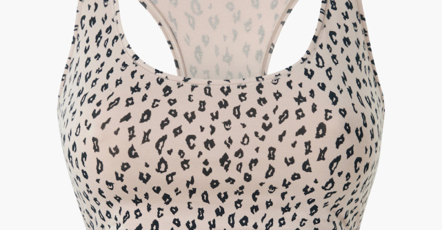 Explorează-ți the wild side alături de CALVIN KLEIN