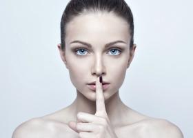 Astrologie: 4 zodii pentru care tacerea nu-i semn bun