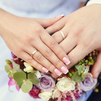 Tinerii se casatoresc mai rar: de ce suntem generatia anti-casnicie