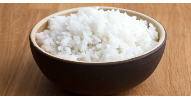Dieta cu orez: Elimina excesul de apa si toxinele din organism