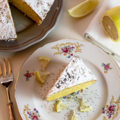 Cel mai bun tort fara zahar rafinat, cu crema de vanilie si lamaie.  Racoritor, perfect pentru vara