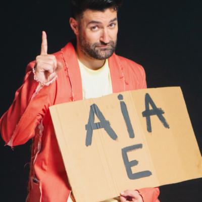 Smiley lansează 'Aia e', imnul optimistului. Cum vi se pare noua piesă?