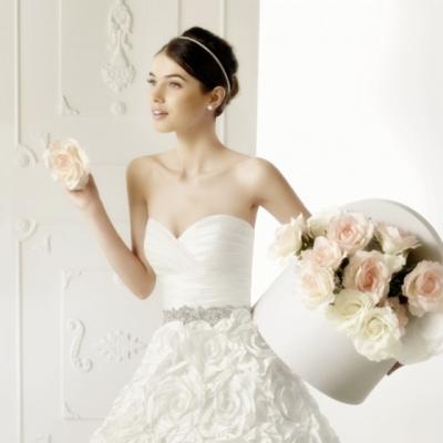 20 Cele mai frumoase rochii de mireasa din colectiile 2013