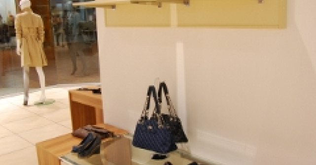 Eponge Fashion Paris - cel mai mare magazin monobrand din Cocor