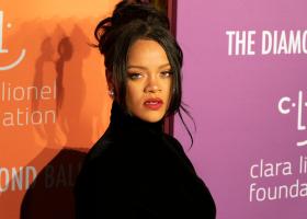 Rihanna este însărcinată cu al treilea copil! Artista a strălucit la Met Gala 2025 într-o ținută iconică
