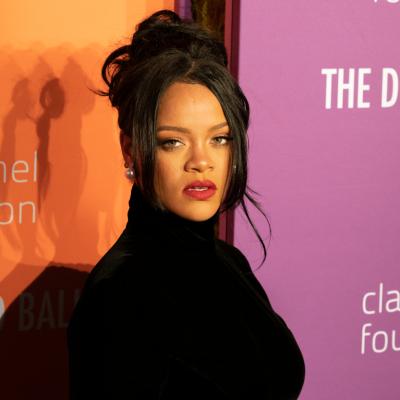 Rihanna este însărcinată cu al treilea copil! Artista a strălucit la Met Gala 2025 într-o ținută iconică 