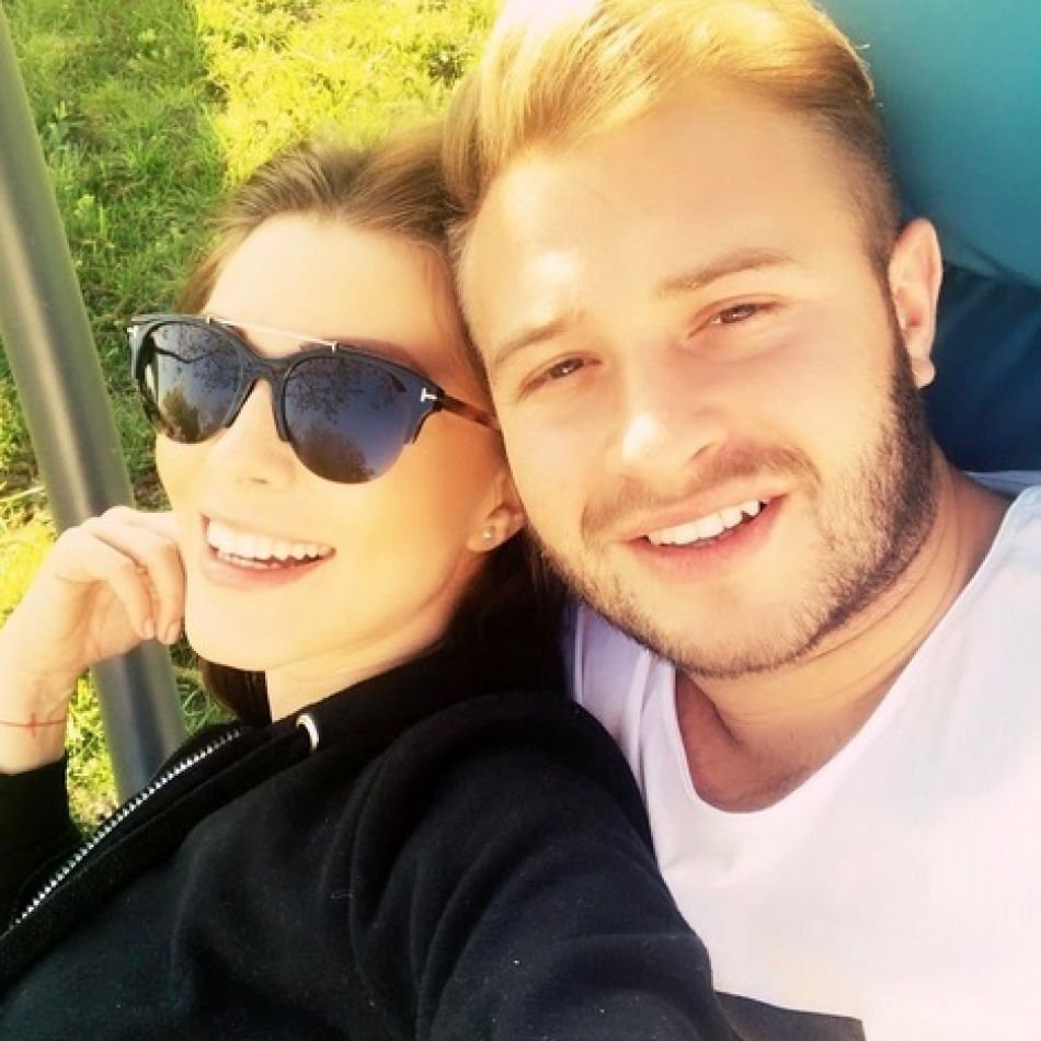 Andrei Neacșu, în tandrețuri cu o altă femeie! Cu cine a înlocuit-o pe Ilinca Vandici?