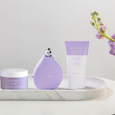 FOREO lansează KIWI™ Oil Control Mattifying Moisturizer (baza perfectă de machiaj pentru un ten gras)