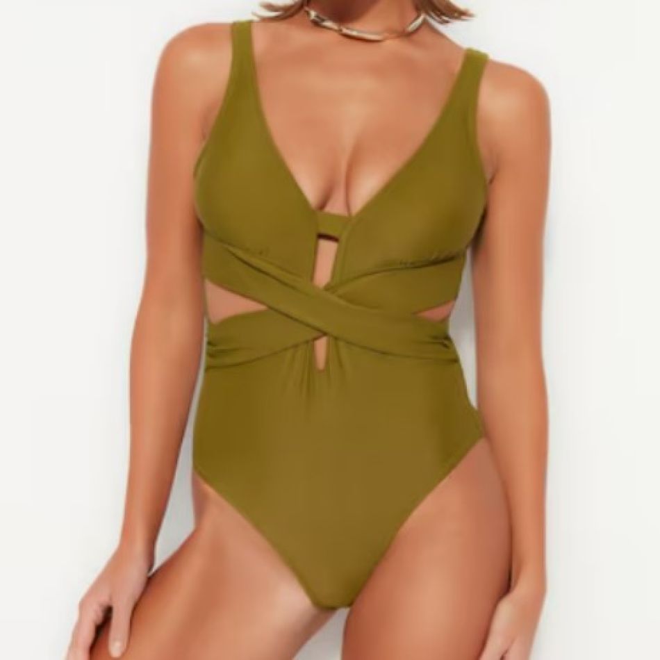 Descoperă 20 de modele de costume de baie întregi, cu care să furi toate privirile pe plajă