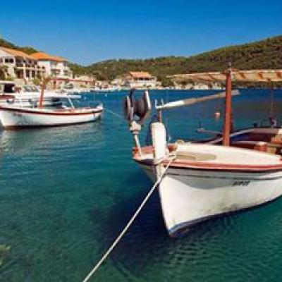 Luna de Miere pe insula? Croatia are peste 1200