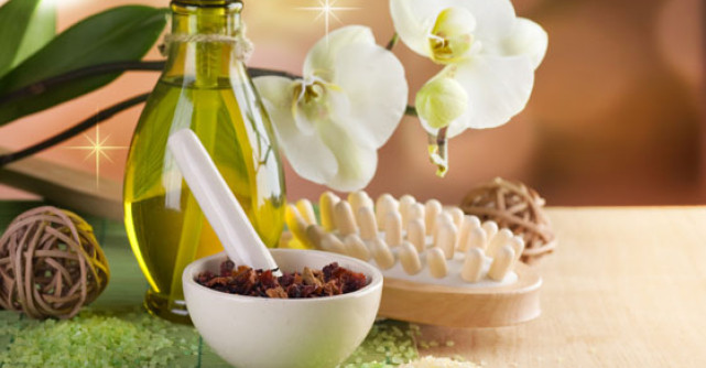 8 Uleiuri TERAPEUTICE care combat CELULITA