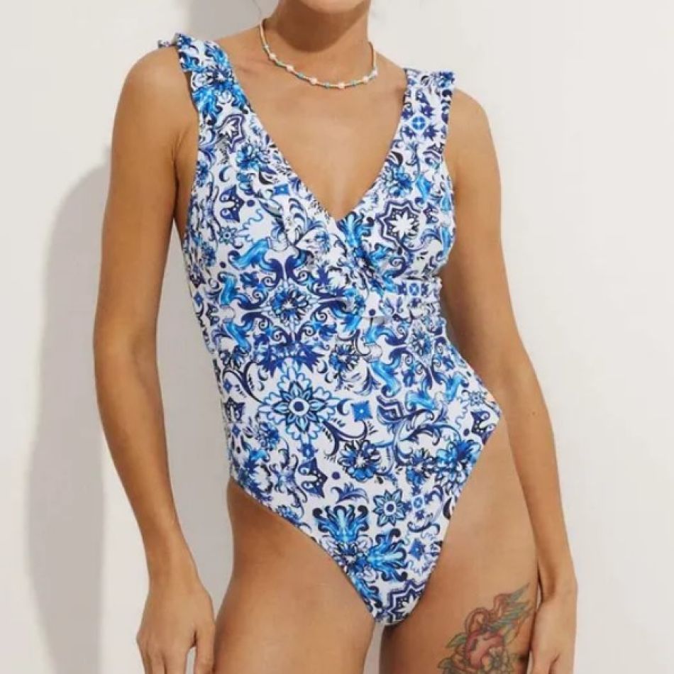 Descoperă 20 de modele de costume de baie întregi, cu care să furi toate privirile pe plajă