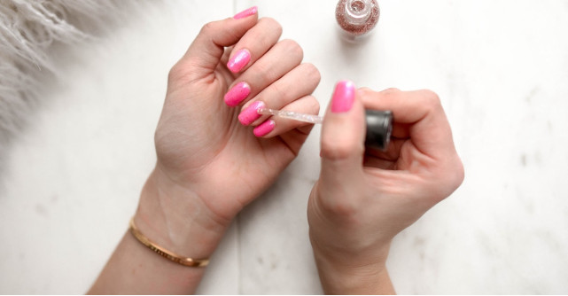 Manichiură impecabilă: Ai grijă de unghiile tale cu aceste 3 produse accesibile