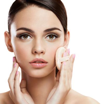 Machiajul e mult mai rezistent cu ajutorul pudrei de față