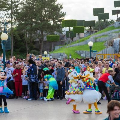 Disney pregătește atracții spectaculoase la Paris și Florida: Regele Leu, Maleficent și un rollercoaster revenit după ani