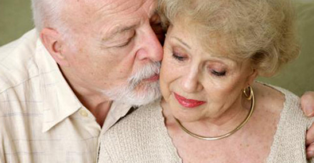 Tu te gandesti la sanatatea mintala a batranului de langa tine?