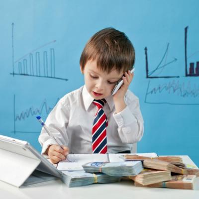 Curs de content marketing: Cum vinzi acul din carul cu fân 