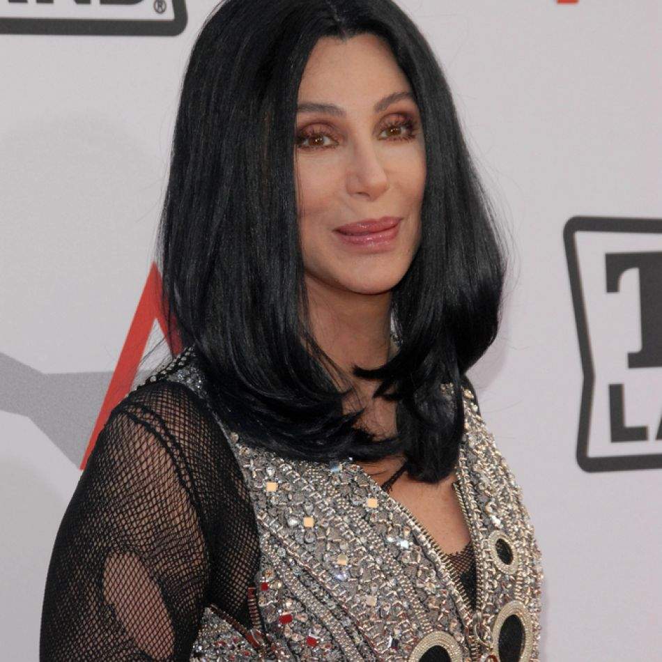 Cher, la 79 de ani, pregătită să se căsătorească cu iubitul ei, Alexander Edwards, cu 40 de ani mai tânăr