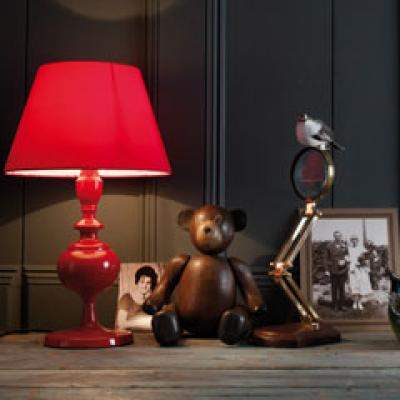 4 metode de a folosi culoarea rosie in dormitor