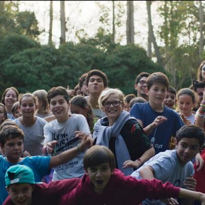 Noua initiativa momondo construieste punti de toleranta dincolo de granite in randul copiilor 