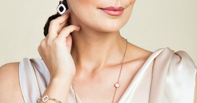 Cele mai potrivite cadouri prețioase pentru femei cu stil