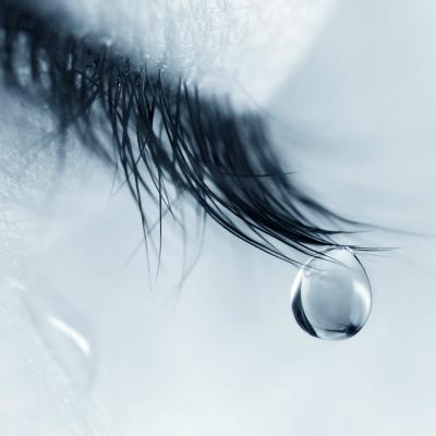 Parerea psihologului: Plansul, o modalitate de vindecare a sufletului