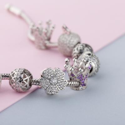 Ce avantaje îți oferă un talisman din argint și cum să alegi modelul potrivit?