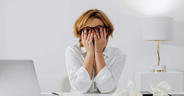 Ești blocată în modul de supraviețuire? Semne și soluții care te ajută să-ți crești calitatea vieții