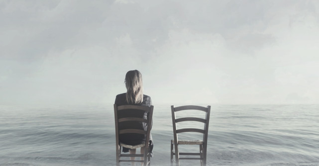 Scrisoare către viitorul meu iubit: Dragul meu, nu mă aștept să mă vindeci. Te rog doar să nu adâncești rana