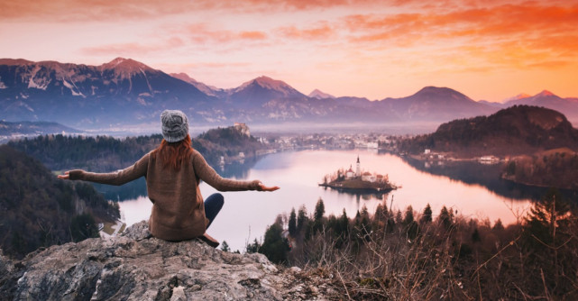 Nimeni nu are dreptul sa-ti spuna cum sa-ti traiesti viata!